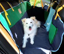 將圖片載入圖庫檢視器 [預購] doggupets 毛孩車用防水寵物墊 可收納
