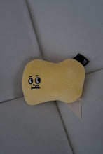 將圖片載入圖庫檢視器 [現貨] Small Stuff | Ugly Toy | 有機棉寵物玩具 | 寵物藏食/拉扯玩具 | 芭娜娜黃
